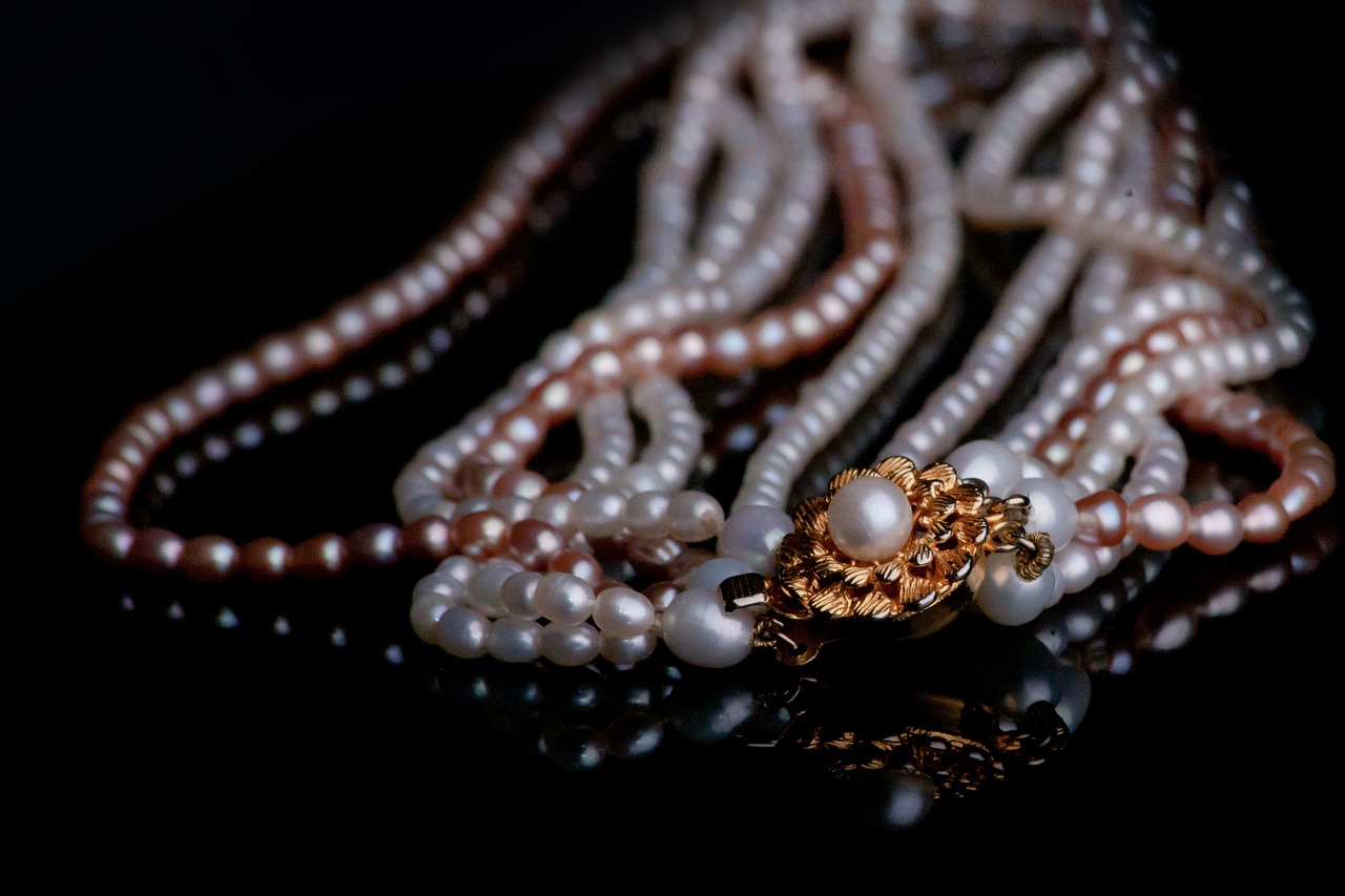 Un collier en perles