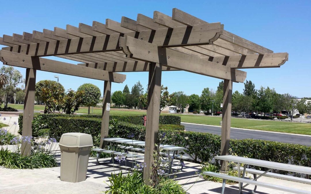 Réaliser une pergola en bois.