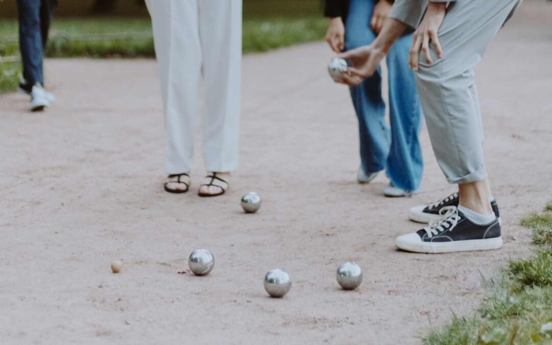 Réaliser un bar à pétanque.