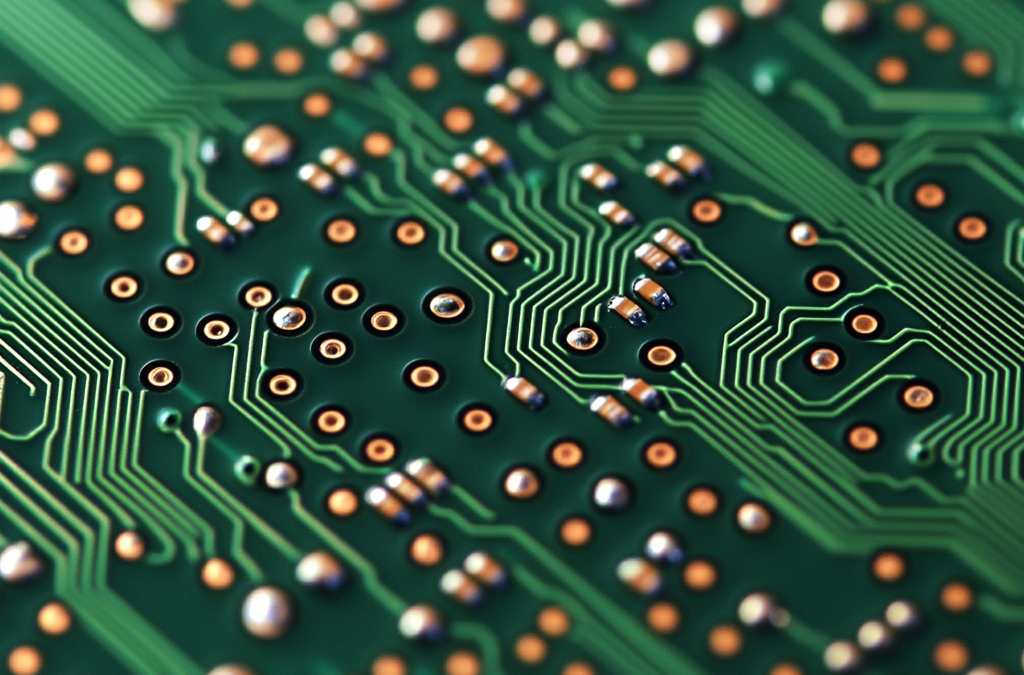L’adaptation des équipements au XXIe siècle avec les technologies numériques et l’industrie 4.0.